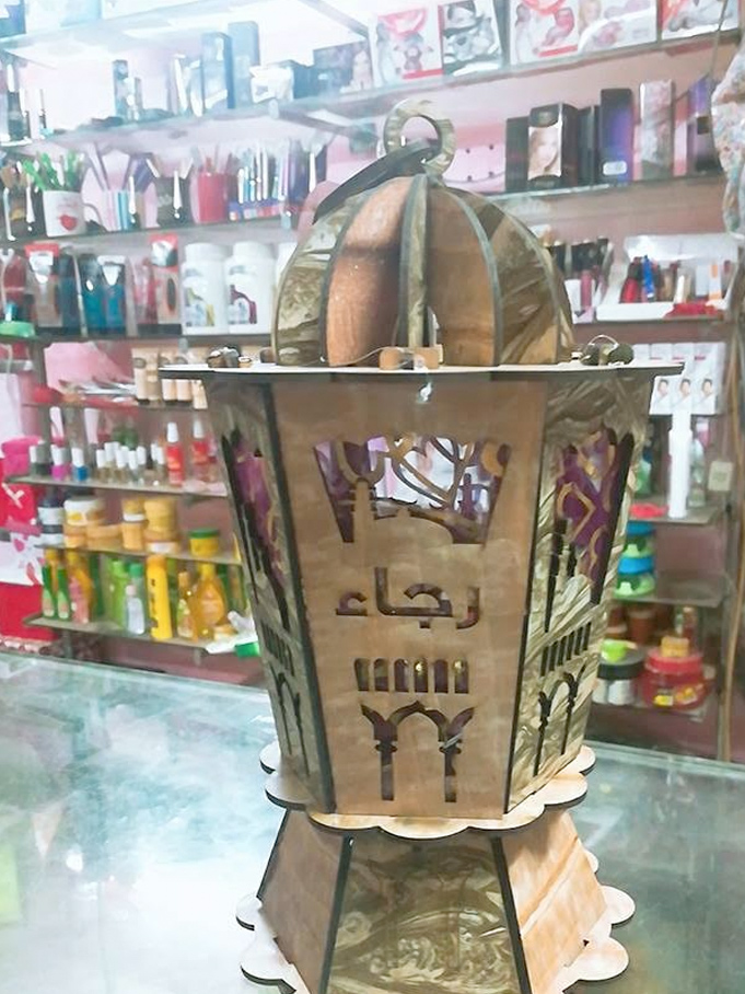 فوانيس الأسماء هدايا تذكارية للأهل والأحباب في رمضان | صور - بوابة الأهرام