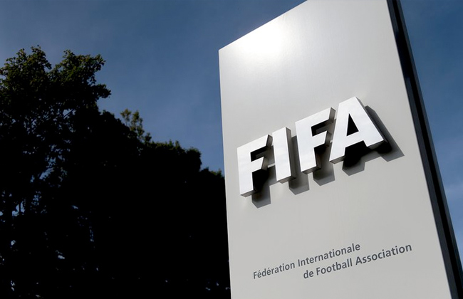 فيفا يعلن تأجيل بطولة كأس العالم للأندية الجديدة 