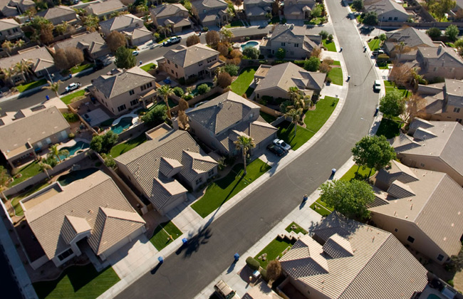 عقود شراء المساكن القائمة بأمريكا ترتفع على غير المتوقع في يونيو