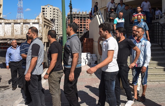 القبض على  أشخاص تعدوا على حملة إزالة تعديات في الإسكندرية بأسلحة بيضاء | صور