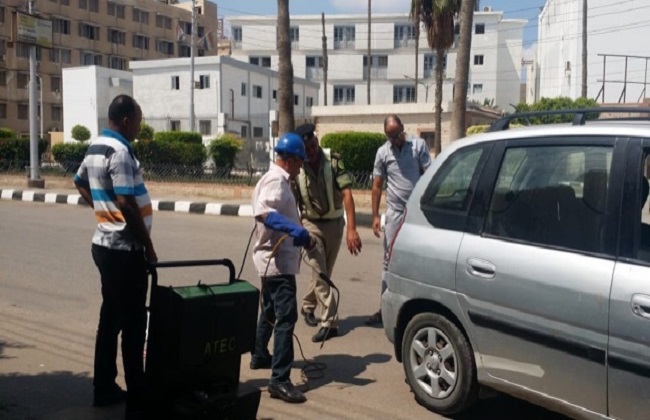 فحص عوادم  ٥٠ سيارة بكفرالشيخ للتأكد من مطابقتها لقانون البيئة| صور