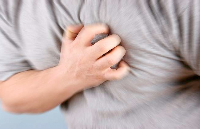 هل ينبغي القلق عندما تتسارع ضربات القلب؟ 