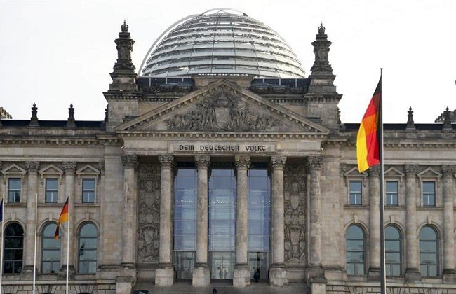 ألمانيا يتعين إقناع إيران بمواصلة الالتزام بالاتفاق النووي