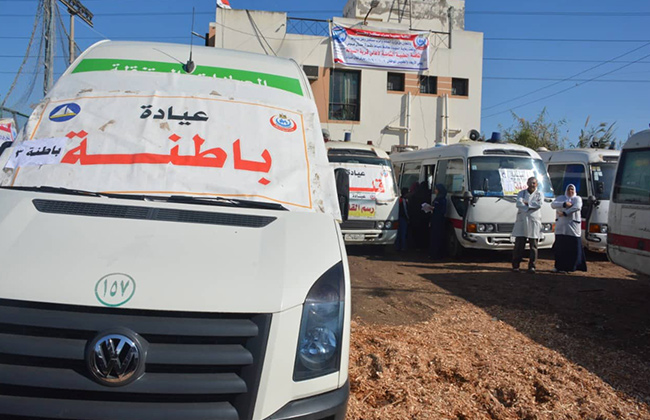 توزيع  بطانية في قافلة طبية لمستقبل وطن بقرية السيالة بدمياط| صور