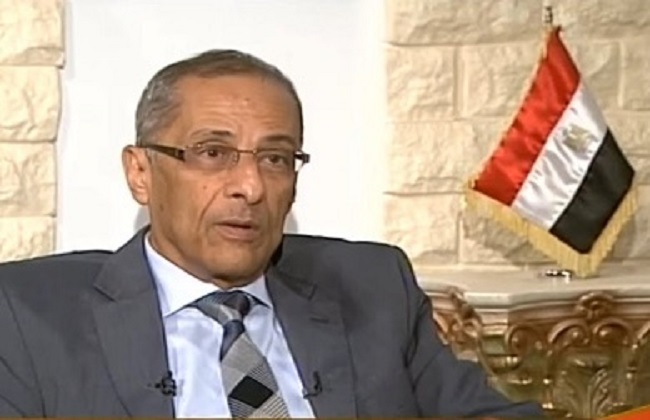 رئيس وكالة الفضاء المصرية يكشف تفاصيل اختفاء قمر صناعي في عام  | فيديو 