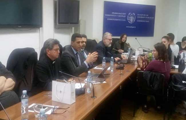 سفير مصر لدى صربيا يلقى كلمة حول دور الأزهر في نشر التسامح والسلام