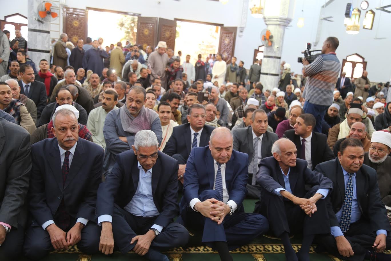 محافظ قنا يفتتح أعمال احلال وتجديد مسجد عكاشة