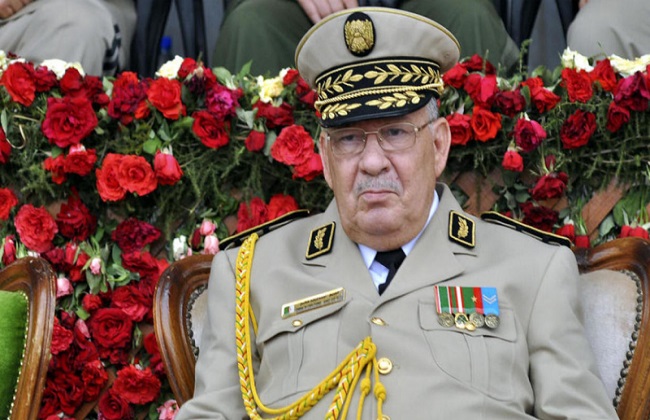الجزائر تأجيل المنافسات الرياضية الوطنية والدولية بعد وفاة قائد الجيش