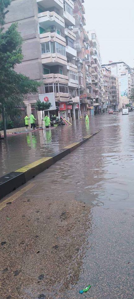 الأمطار تغرق الإسكندرية