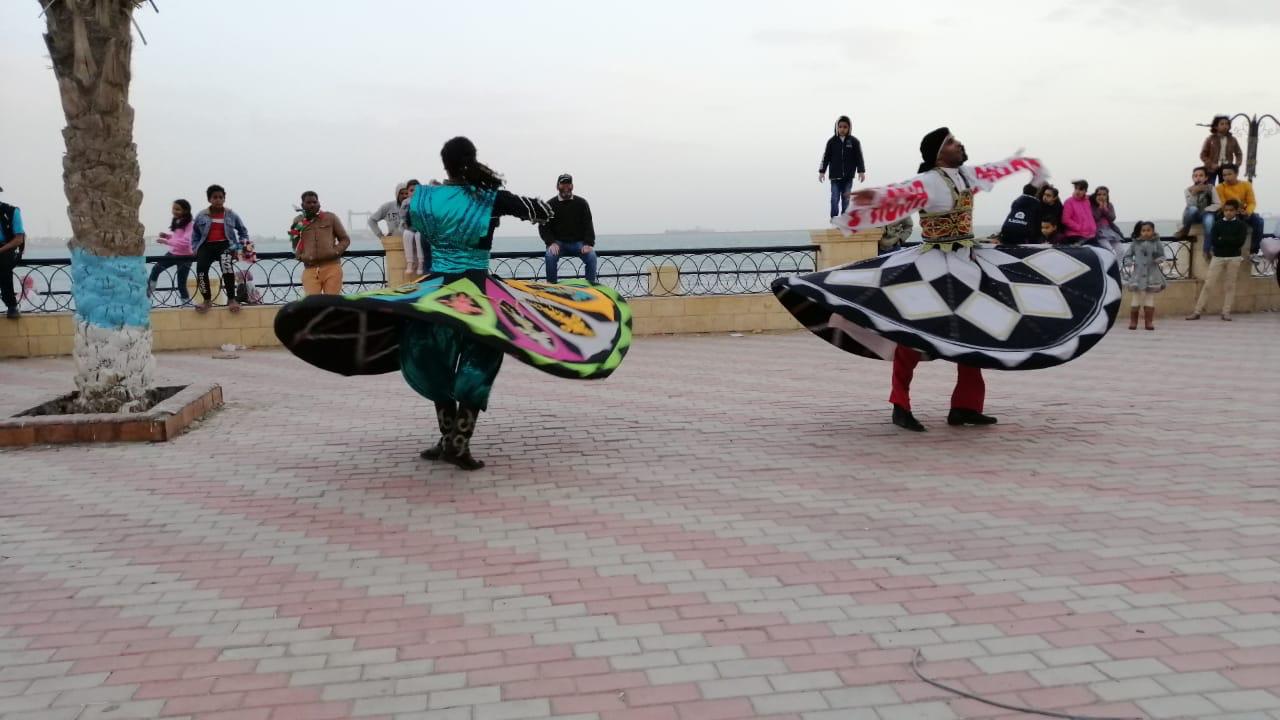 انطلاق مهرجان للفنون الشعبية على هامش ماراثون زايد الخيري بالسويس