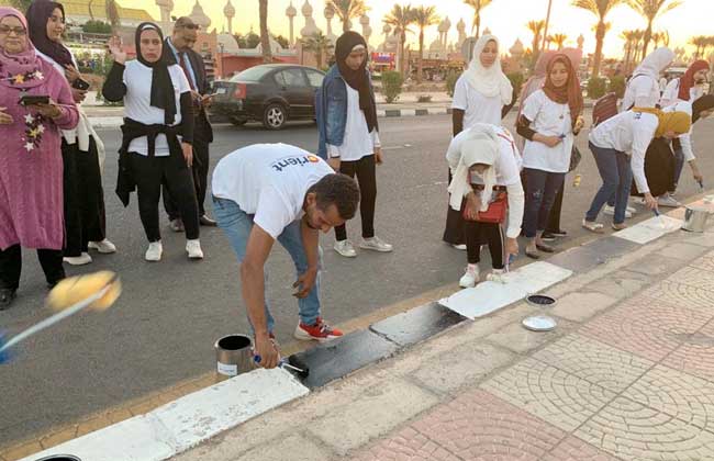 انطلاق مبادرة مهرجان ألوان لتجميل شوارع وميادين شرم الشيخ | صور