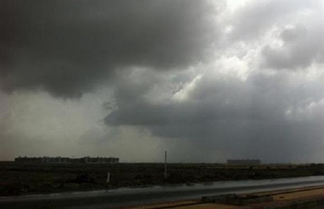 احذروا تكاثر السحب فوق سماء القاهرة الأرصاد أمطار وطقس مائل للبرودة الآن على العاصمة