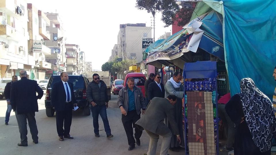  حملة إزالة الإشغالات المخالفة بشوارع حي شرق كفرالشيخ 