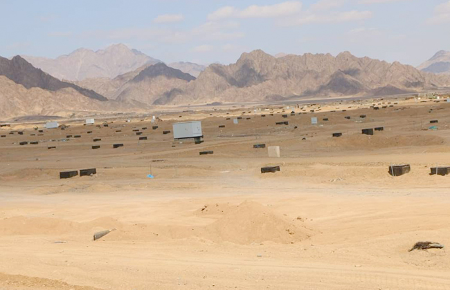 محافظ جنوب سيناء يتفقد الإسكان البديل