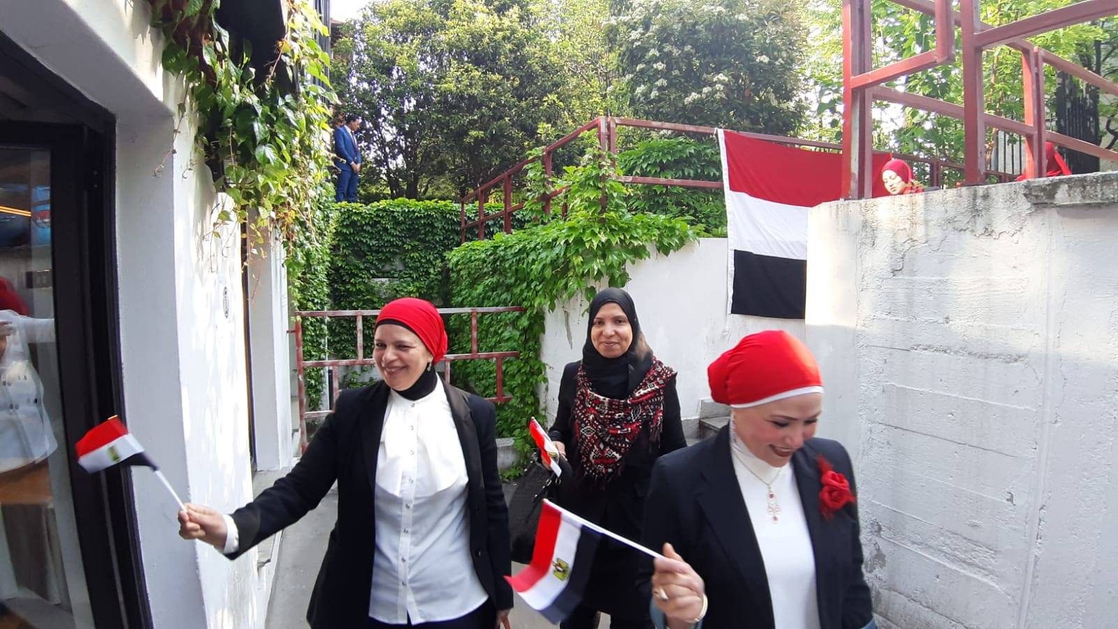 تصويت ابناء الجالية المصرية في ميلانو 