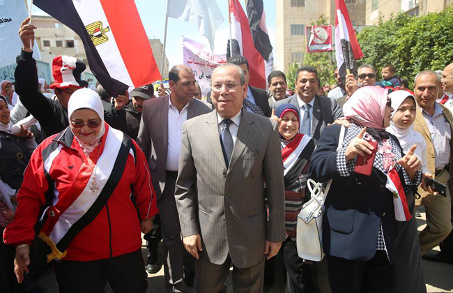 محافظ كفرالشيخ يتفقد لجان الاستفتاء ويؤكد المشاركة على التعديلات الدستورية واجب وطني | صور 