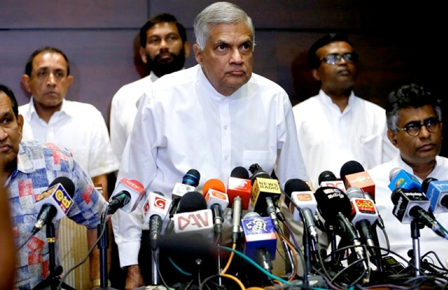 رئيس وزراء سريلانكا أصدرت تعليمات لقوات الأمن بالحفاظ على القانون والنظام