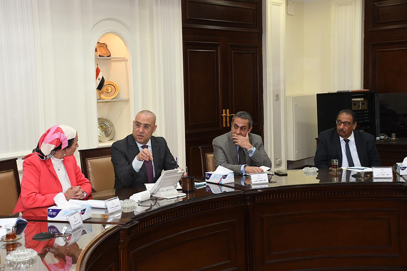 اجتماع الدكتور عاصم الجزار وياسمين فؤاد وزيرة البيئة