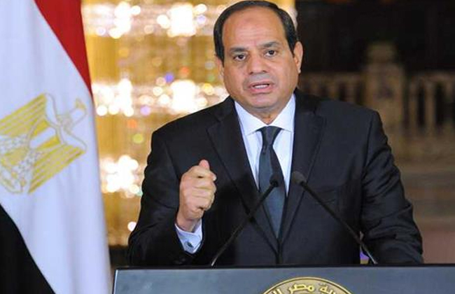 الرئيس السيسي يصل مقر الاحتفال بعيد العمال بالإسكندرية