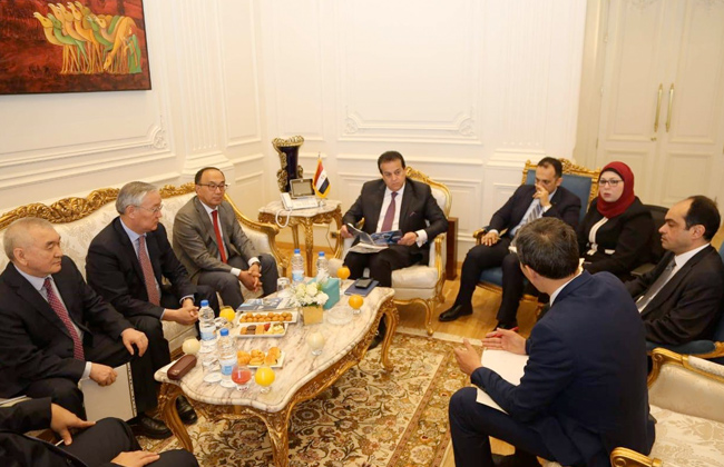 وزير التعليم العالي يبحث مع وفد كازاخستاني إقامة تحالف جامعات عربي ـ آسيوي