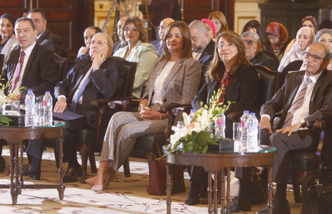 رئيسة القومي للمرأة تقدم التهنئة على إطلاق مصر تستطيع وتوجه التحية لسيدات مصر بالخارج
