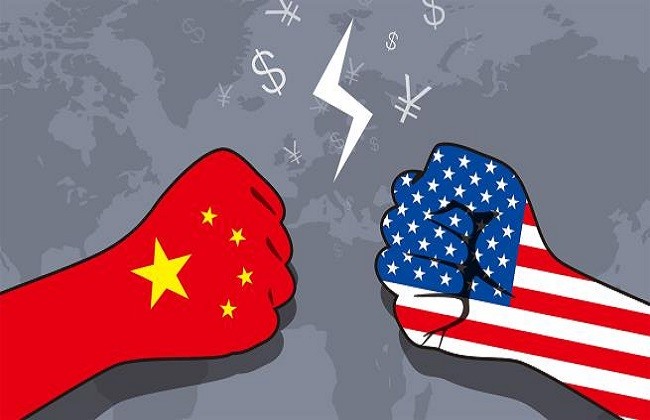 الحرب التجارية بين الصين وأمريكا تهدد بأزمة مالية عالمية تصيب رصاصاتها اقتصاديات العالم