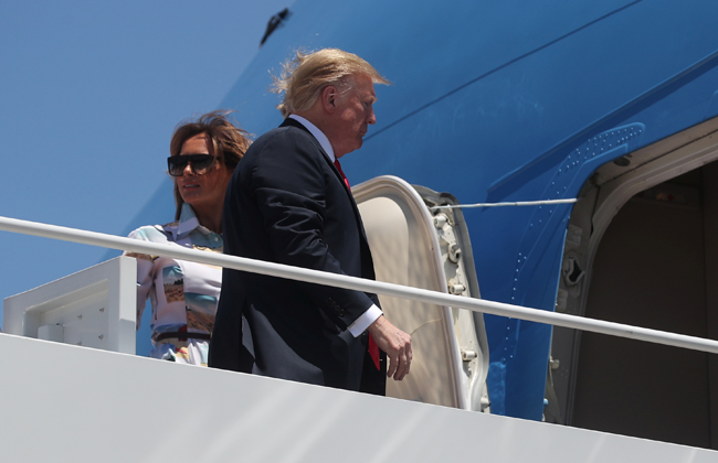ترامب وقرينته يغادران إلى اليابان في زيارة رسمية