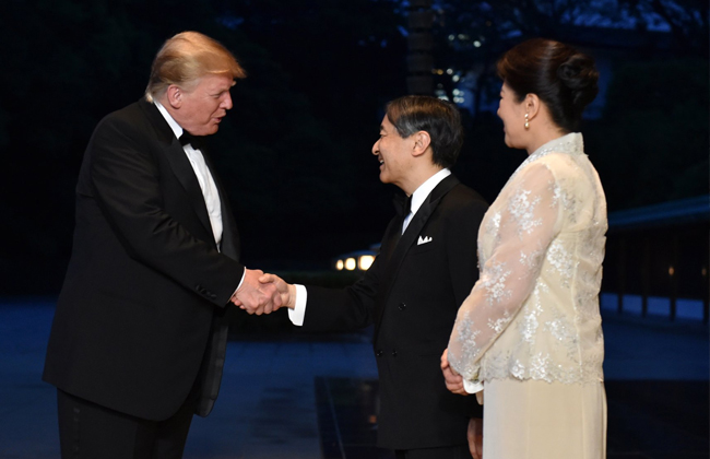 ترامب يختتم زيارته لليابان بكلمة للجنود الأمريكيين