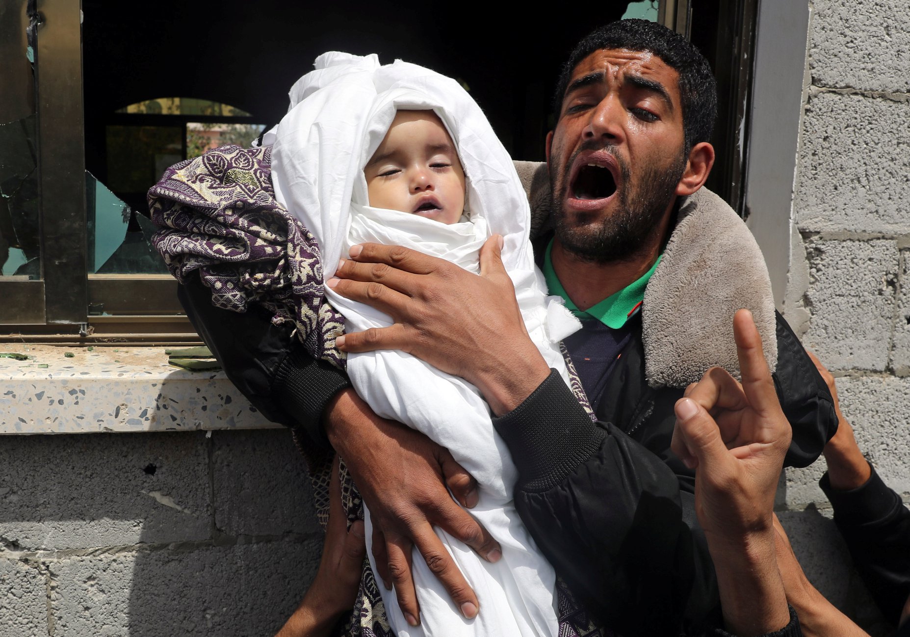  ضحايا الغارات الجوية على غزة