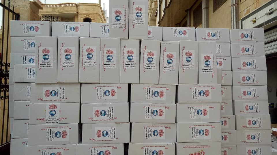  توزيع ألف كرتونة سلع غذائية ولحوم ومساعدات نقدية لأهالى  قرى بالغربية