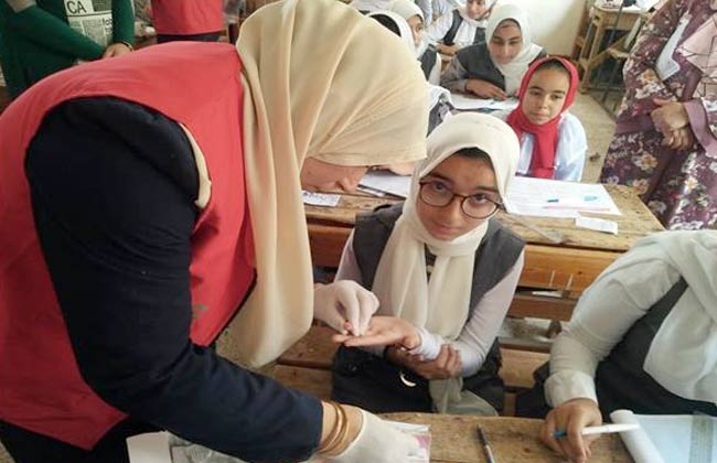 فحص 900 ألف طالب بالصف الأول الإعدادي ضمن مبادرة الكشف المبكر عن فيروس «سي»  - بوابة الأهرام
