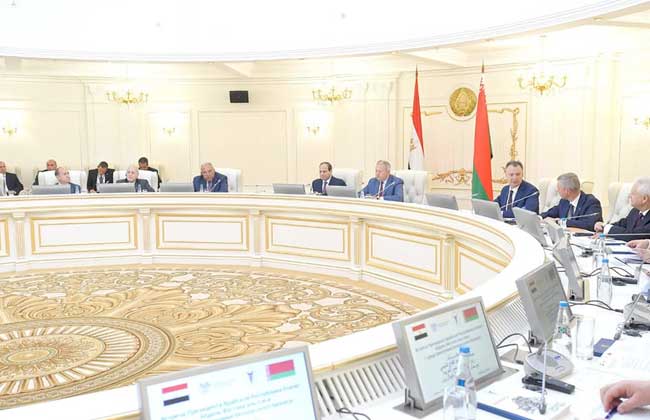 لقاء الرئيس عبد الفتاح السيسي بممثلي مجتمع الأعمال ورؤساء كبرى الشركات في بيلاروسيا