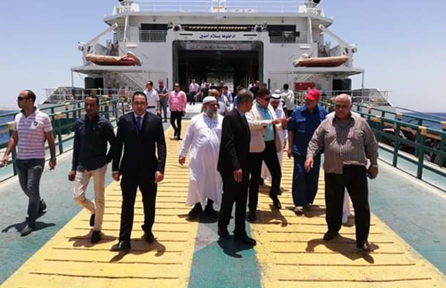 لجنة الشئون العربية بمجلس النواب تتفقد ميناء الغردقة البحري | صور