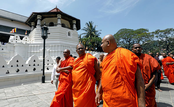 تجمع رهبان بوذيين متشددين