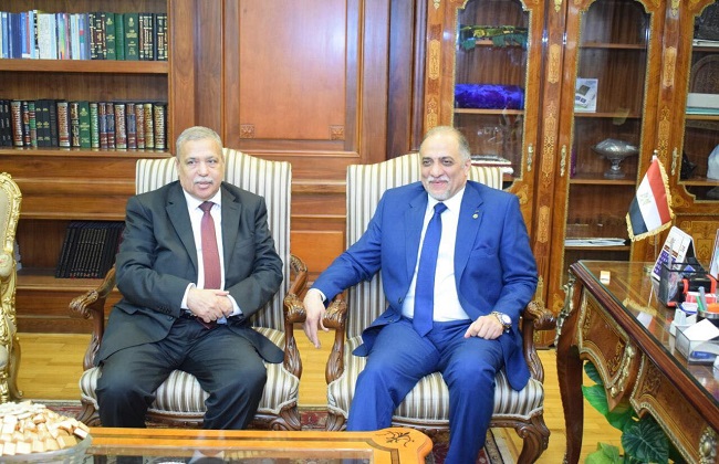 رئيس هيئة النيابة الإدارية يستقبل رئيس ائتلاف دعم مصر | صور