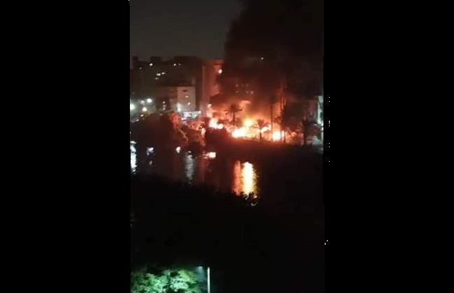 جامعة القاهرة انفجار المنيل نتيجة تصادم سيارة بأخرى تسير عكس الاتجاه أمام معهد الأورام