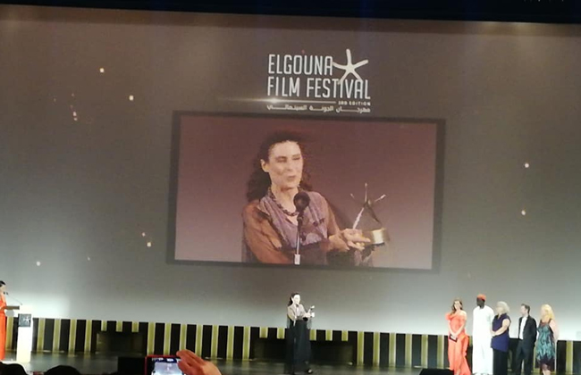 السودان يحصل على جائزة أفضل فيلم وثائقي بمهرجان الجونة السينمائي | صور 