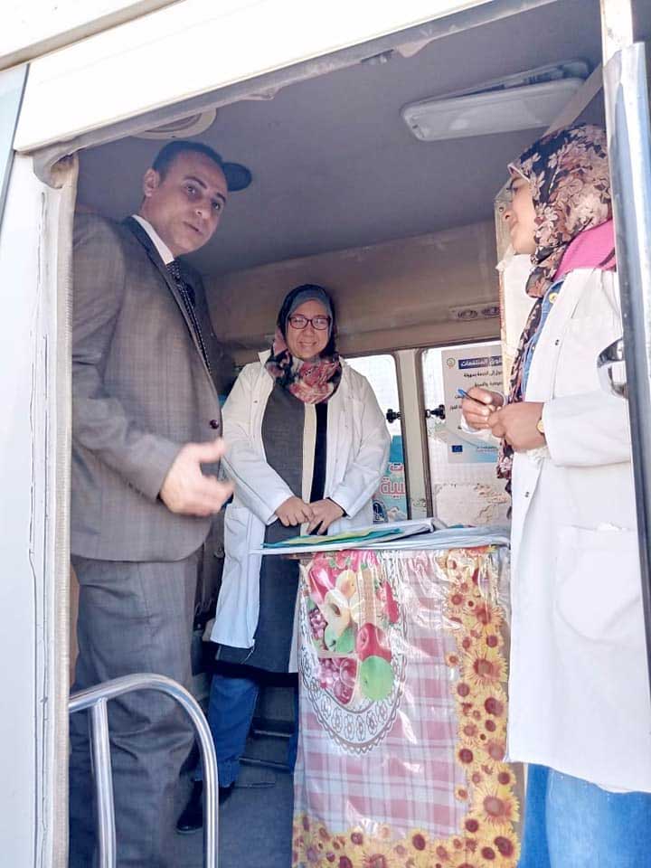  قافلة طبية مجانية بقرية "أولاد غريب" بسوهاج