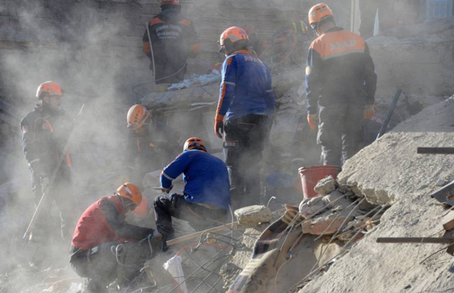 ارتفاع عدد ضحايا زلزال تركيا إلى  قتيلا