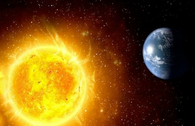 تسمى بنقطة الحضيض الكرة الأرضية تصل إلى أقرب مسافة من الشمس