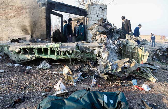 بريطانيا تطالب بتحقيق موثوق ونزيه في حادث تحطم الطائرة الأوكرانية بإيران