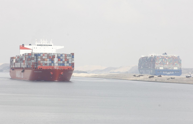 أكبر سفينة حاويات في العالم تعمل بالغاز الطبيعي
