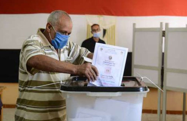   محافظة و مرشحا على  مقاعد استعدادات تصويت المصريين بالخارج في إعادة النواب تتواصل لليوم الثاني