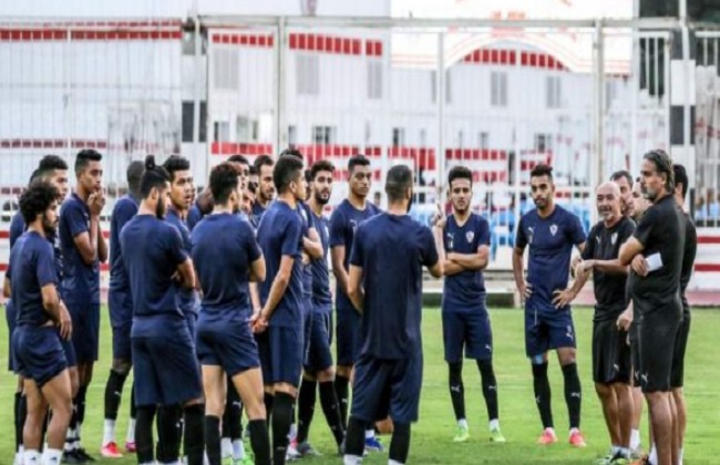 جلسة فنية على هامش مران الزمالك 