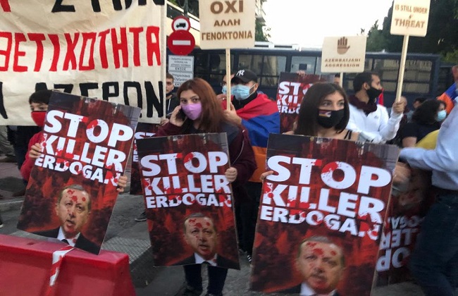 متظاهرون في اليونان أردوغان قاتل ومجرم حرب| فيديو وصور