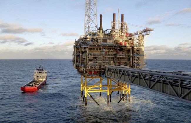 بلومبرج إضراب عمال قطاع الطاقة بالنرويج يهدد إنتاج النفط والغاز