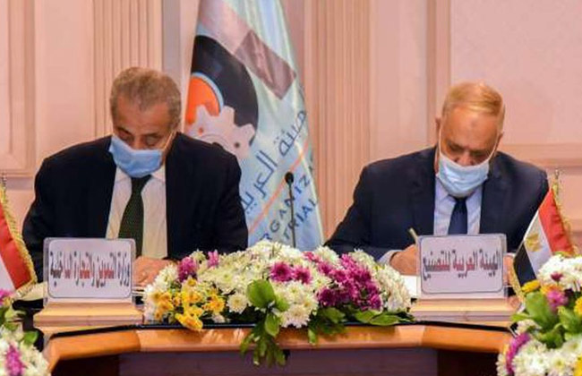 وزير التموين ورئيس العربية للتصنيع يتفقان على تعزيز خطة الدولة لاستخدام الغاز الطبيعي بالمخابز