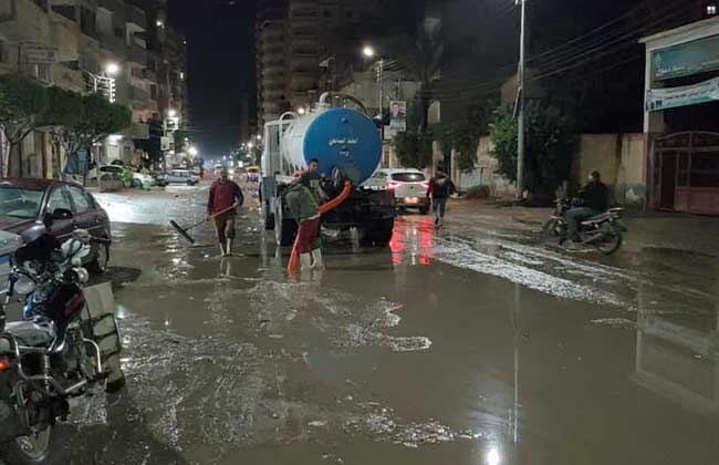  فرق كسح مياه الأمطار 