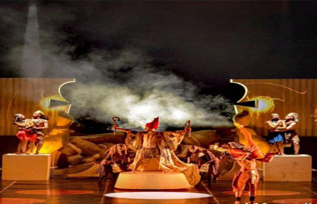إخناتون غبار النور يعود لمسرح الأوبرا الكبير اليوم | صور