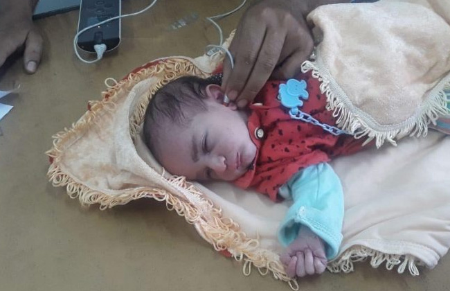 صحة المنيا فحص  طفلا حديثي الولادة ضمن مبادرة السمعيات